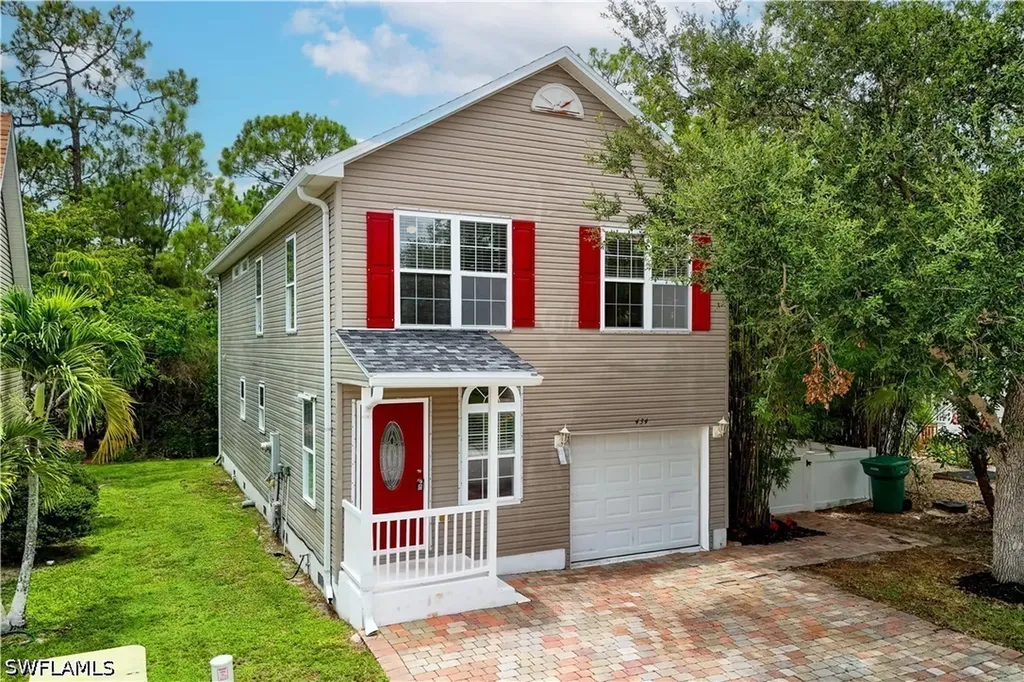 434 Leawood Circle Naples FL 34104