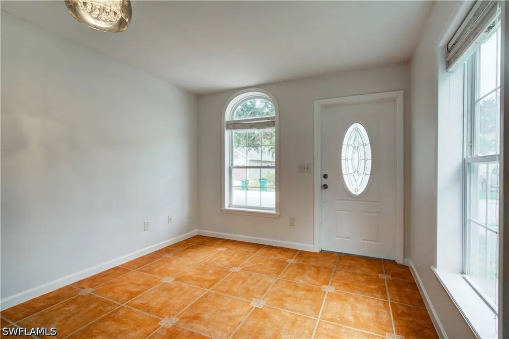 434 Leawood Circle Naples FL 34104