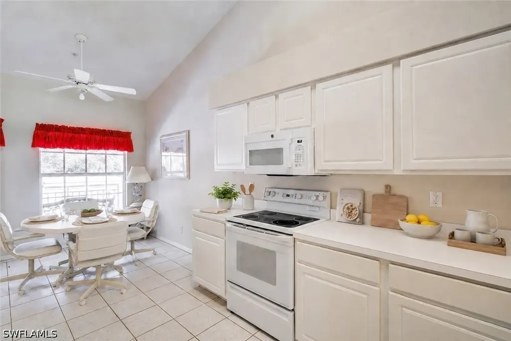 1970 Willow Bend Circle Naples FL 34109