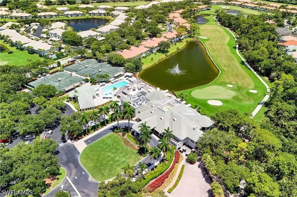 1970 Willow Bend Circle Naples FL 34109