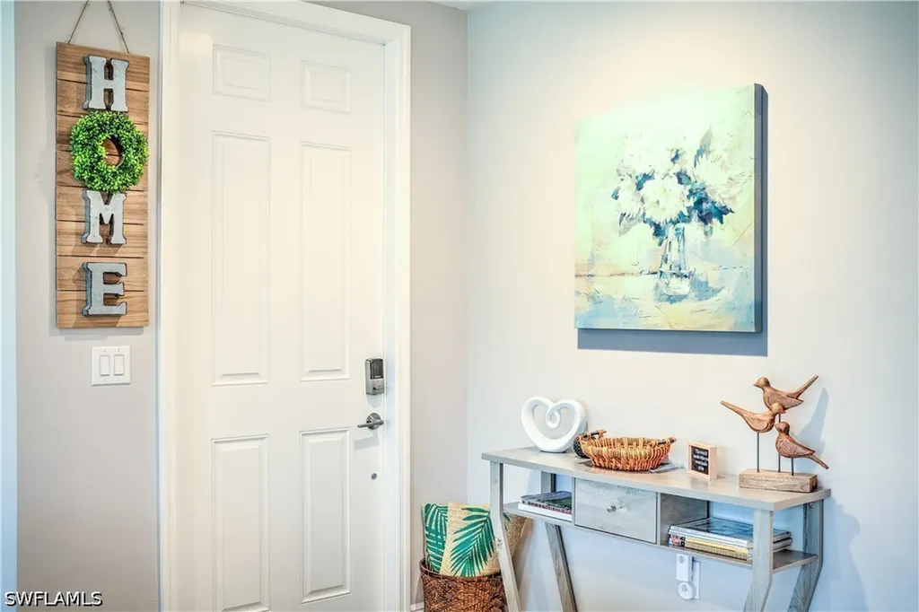 2626 Seychelles Circle Naples FL 34112