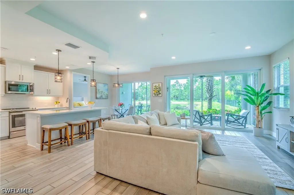 2626 Seychelles Circle Naples FL 34112