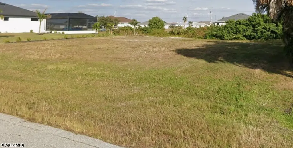 26 NW 24th Avenue Cape Coral FL 33993