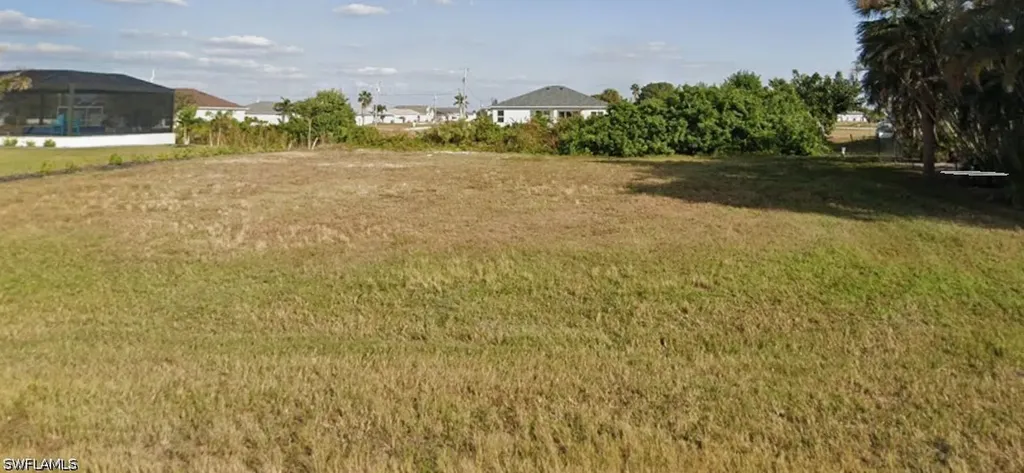 26 NW 24th Avenue Cape Coral FL 33993