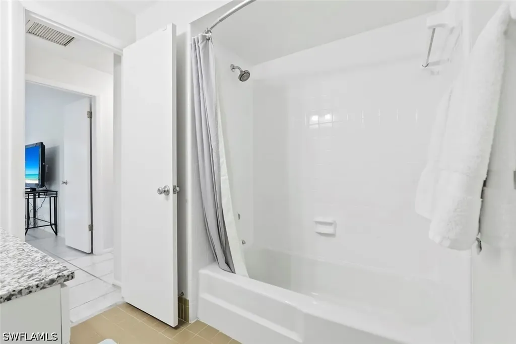 136 Harrison Road Naples FL 34112