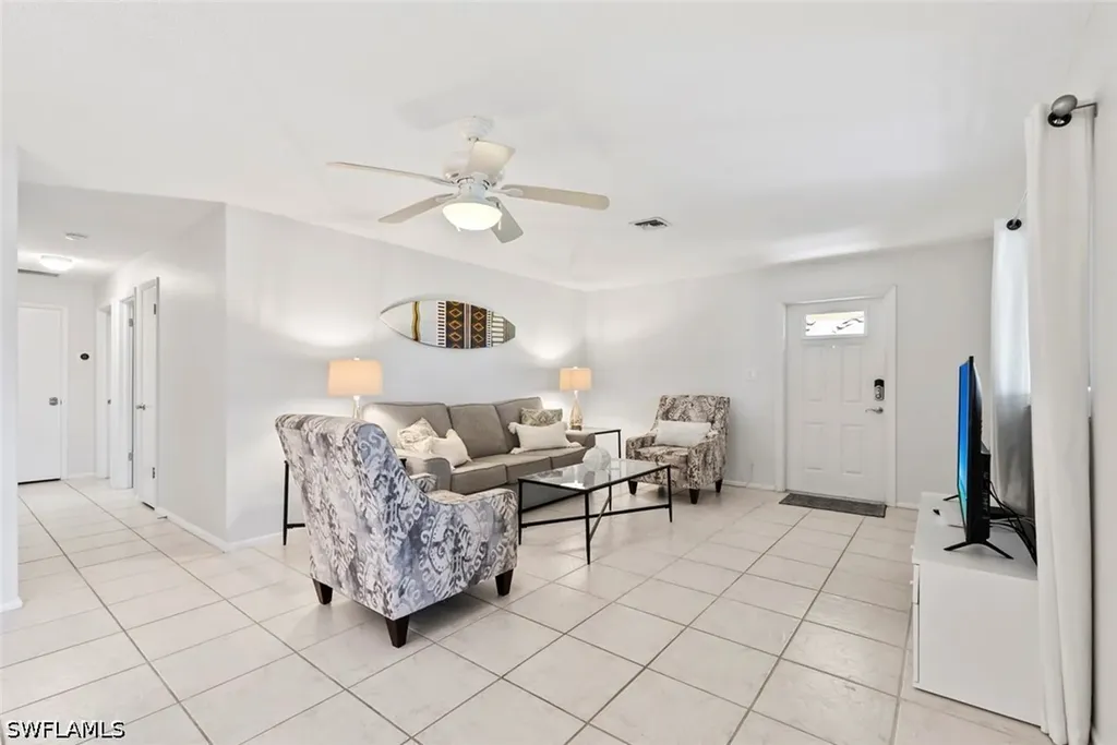 136 Harrison Road Naples FL 34112