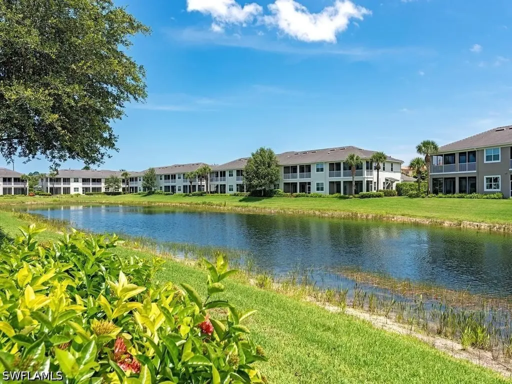 6960 Avalon Circle Naples FL 34112