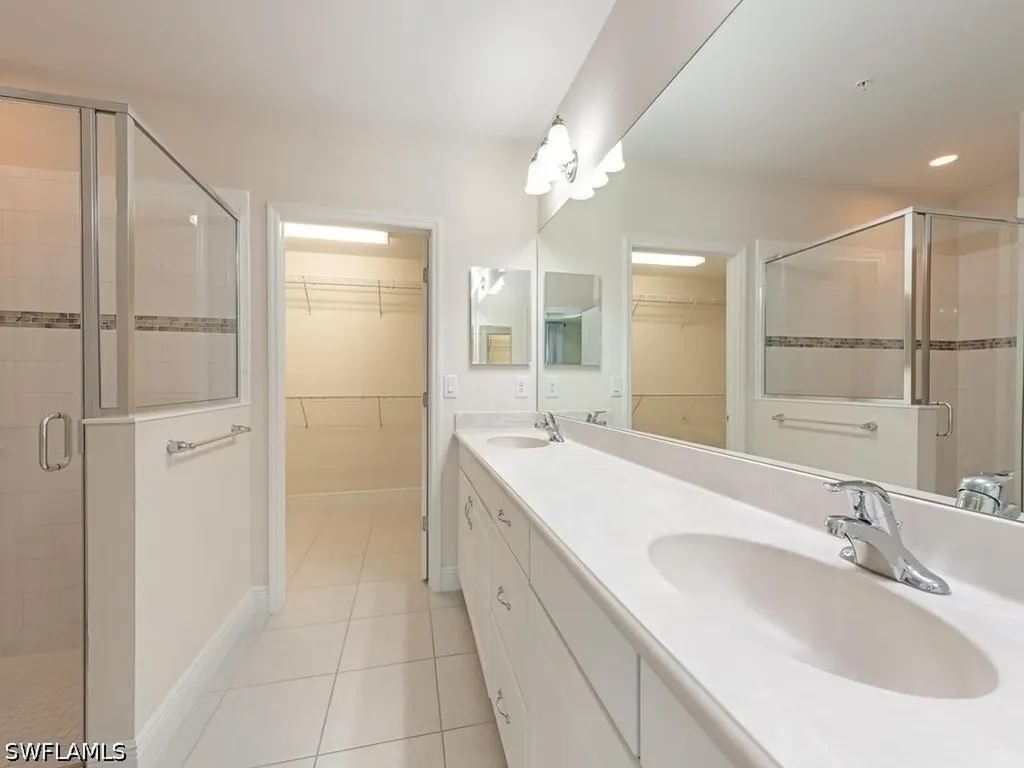 6960 Avalon Circle Naples FL 34112