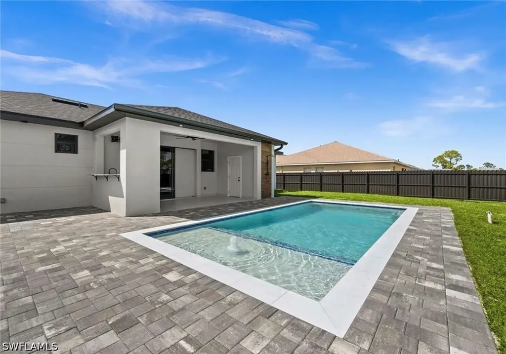 2519 NW 18th Place Cape Coral FL 33993