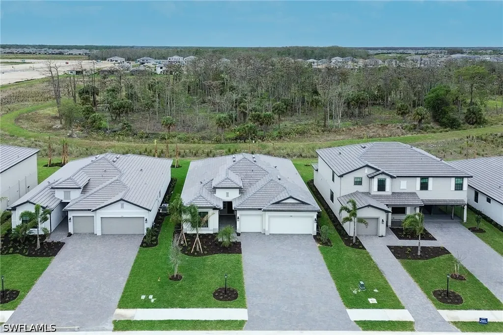 19701 Fox Grove Drive Estero FL 33928