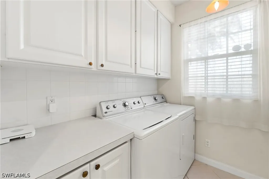 5513 Cove Circle Naples FL 34119
