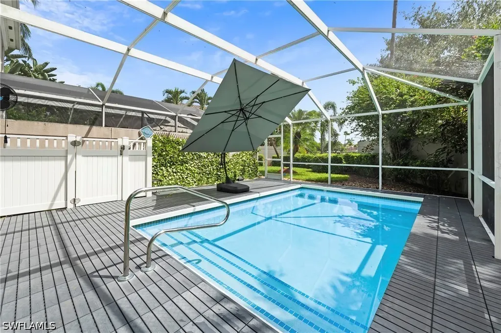 5513 Cove Circle Naples FL 34119