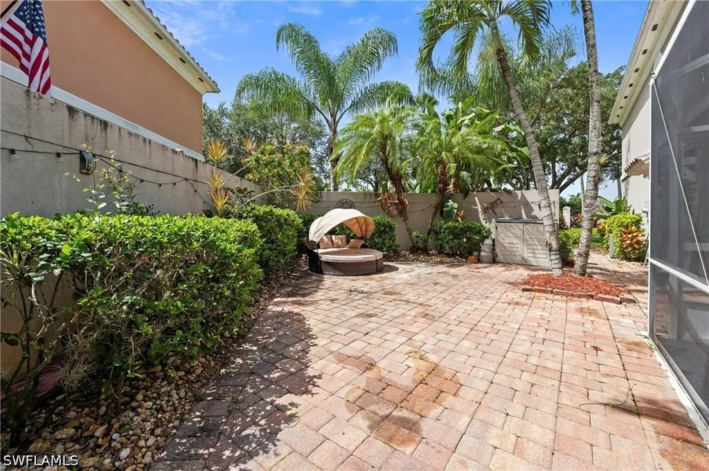 5513 Cove Circle Naples FL 34119