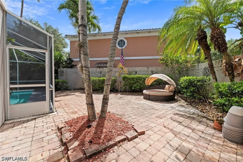 5513 Cove Circle Naples FL 34119