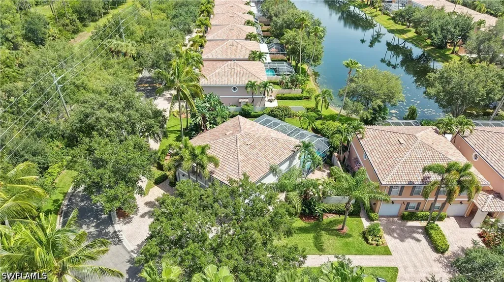 5513 Cove Circle Naples FL 34119