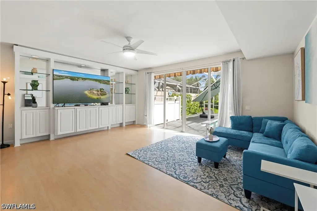 5513 Cove Circle Naples FL 34119