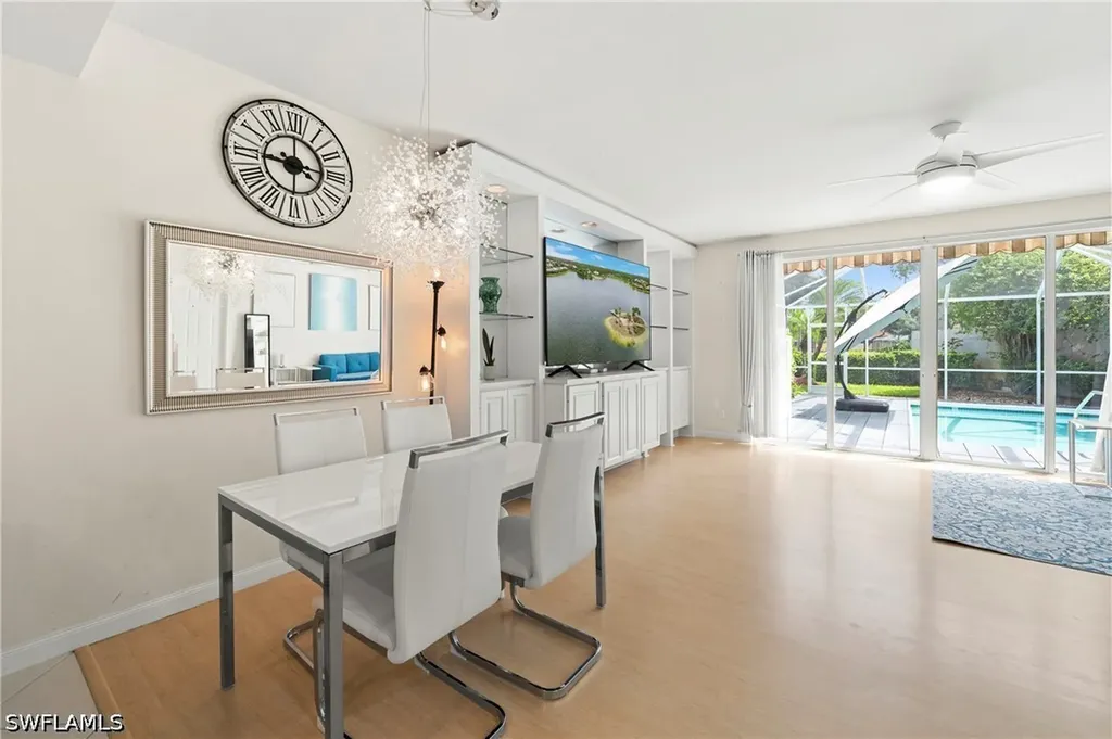 5513 Cove Circle Naples FL 34119