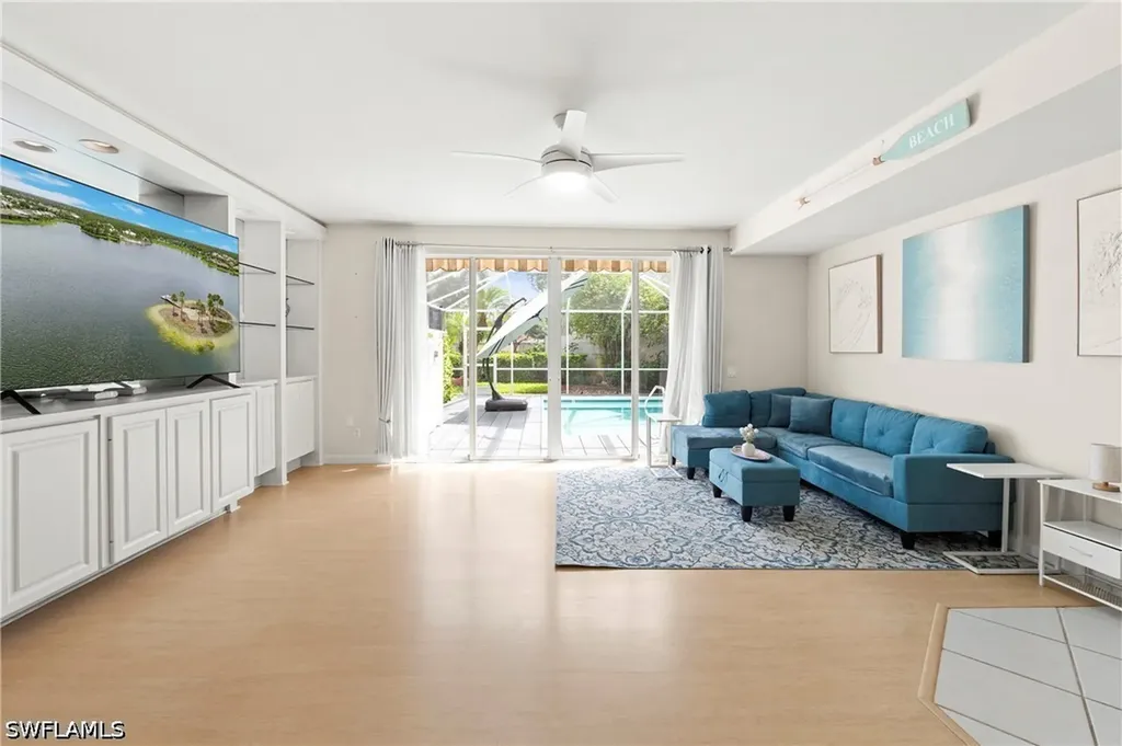 5513 Cove Circle Naples FL 34119