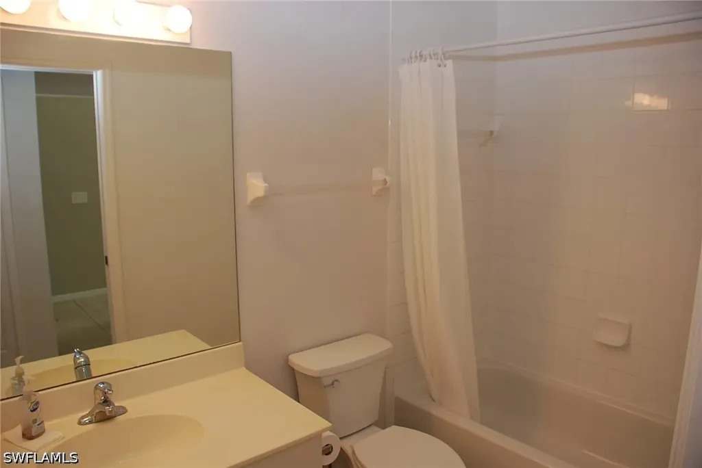 416 Valerie Way Naples FL 34104