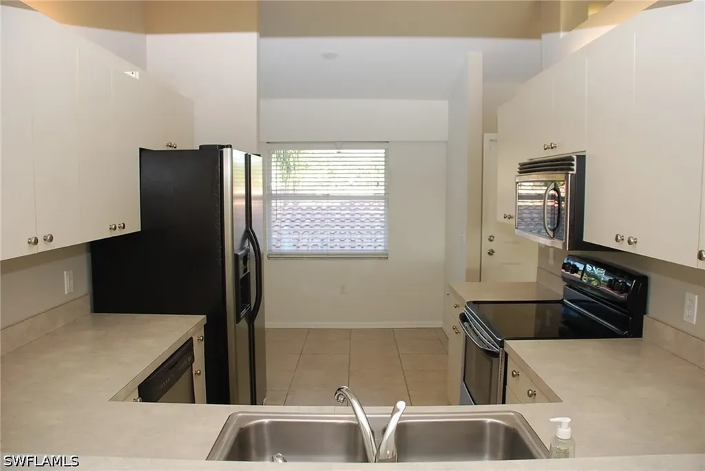 416 Valerie Way Naples FL 34104