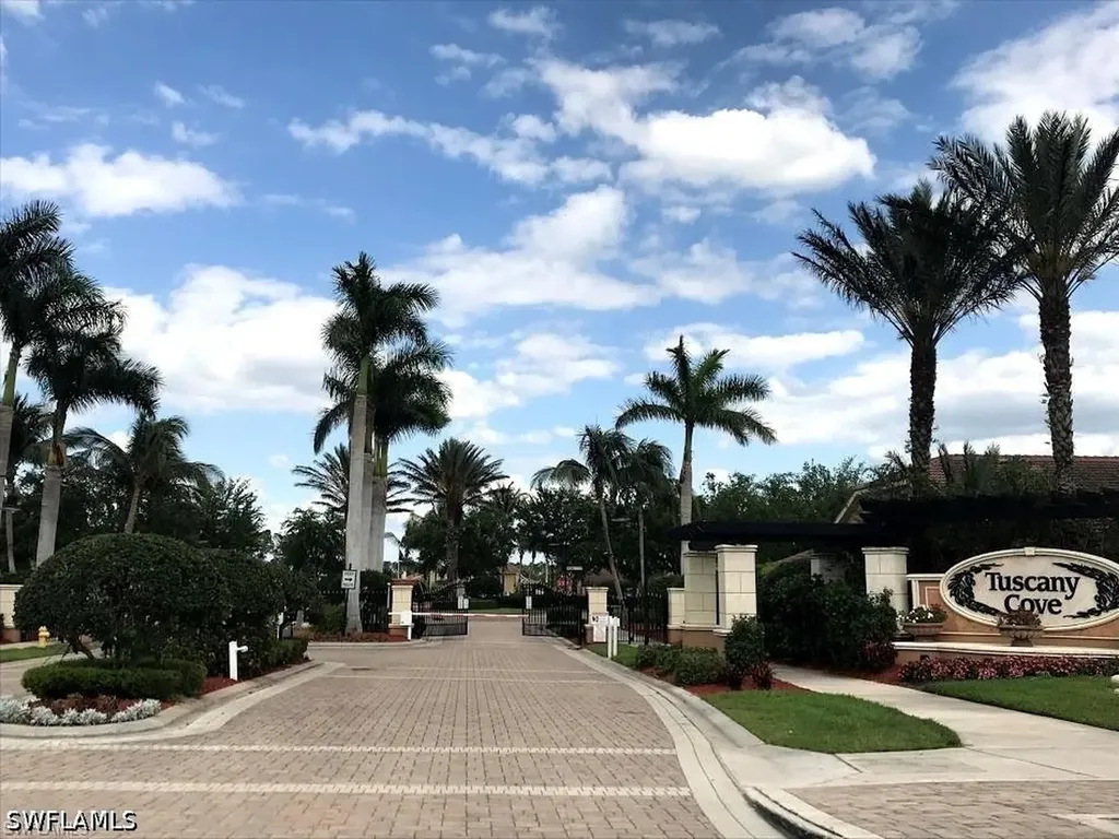 14915 Volterra Court Naples FL 34120