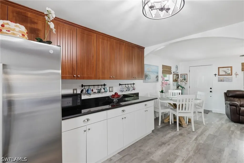 1447 Shadowlawn Drive Naples FL 34104