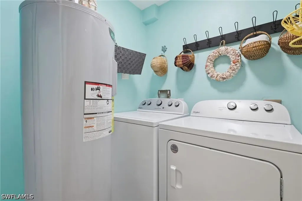 1447 Shadowlawn Drive Naples FL 34104