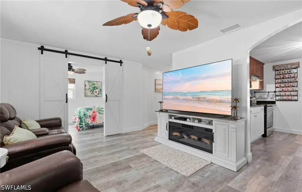 1447 Shadowlawn Drive Naples FL 34104