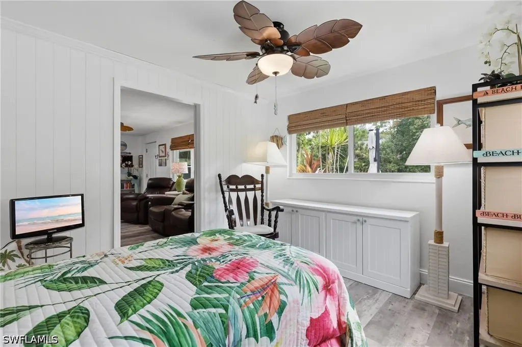 1447 Shadowlawn Drive Naples FL 34104