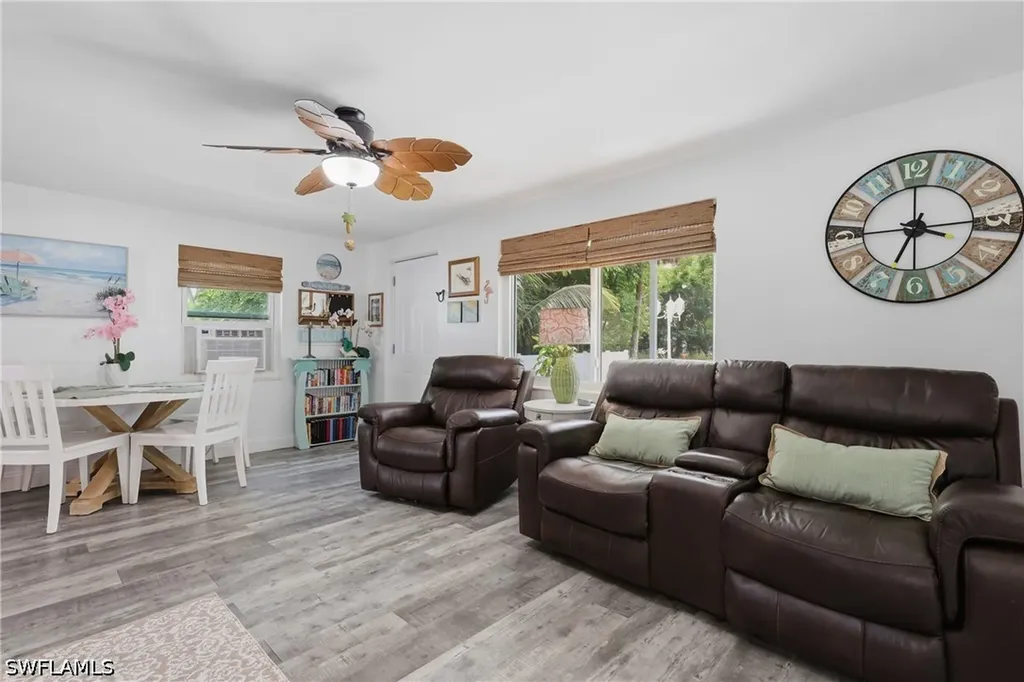 1447 Shadowlawn Drive Naples FL 34104
