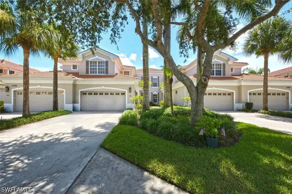 4780 Shinnecock Hills Court Naples FL 34112