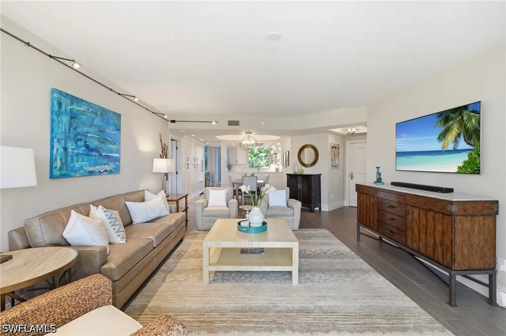 7225 Pelican Bay Boulevard Naples FL 34108
