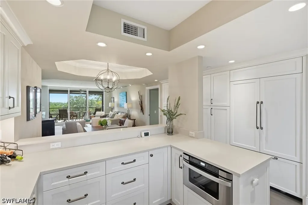 7225 Pelican Bay Boulevard Naples FL 34108