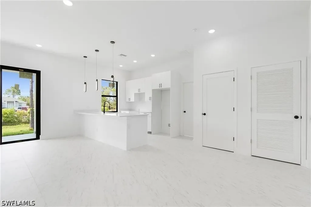 3175 Sunshine Boulevard Lehigh Acres FL 33971
