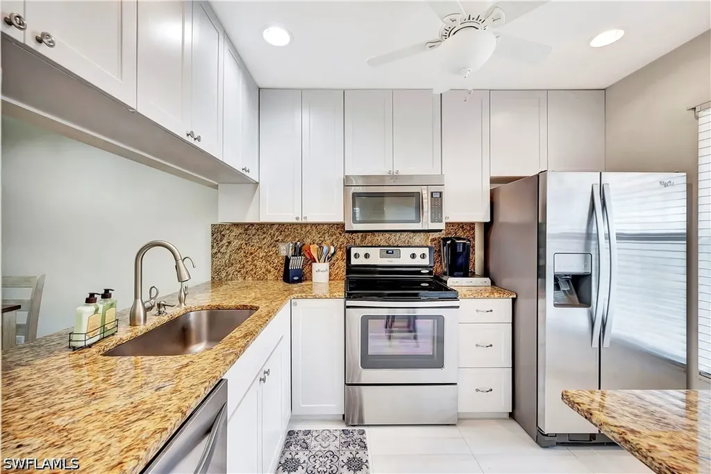 1925 Courtyard Way Naples FL 34112