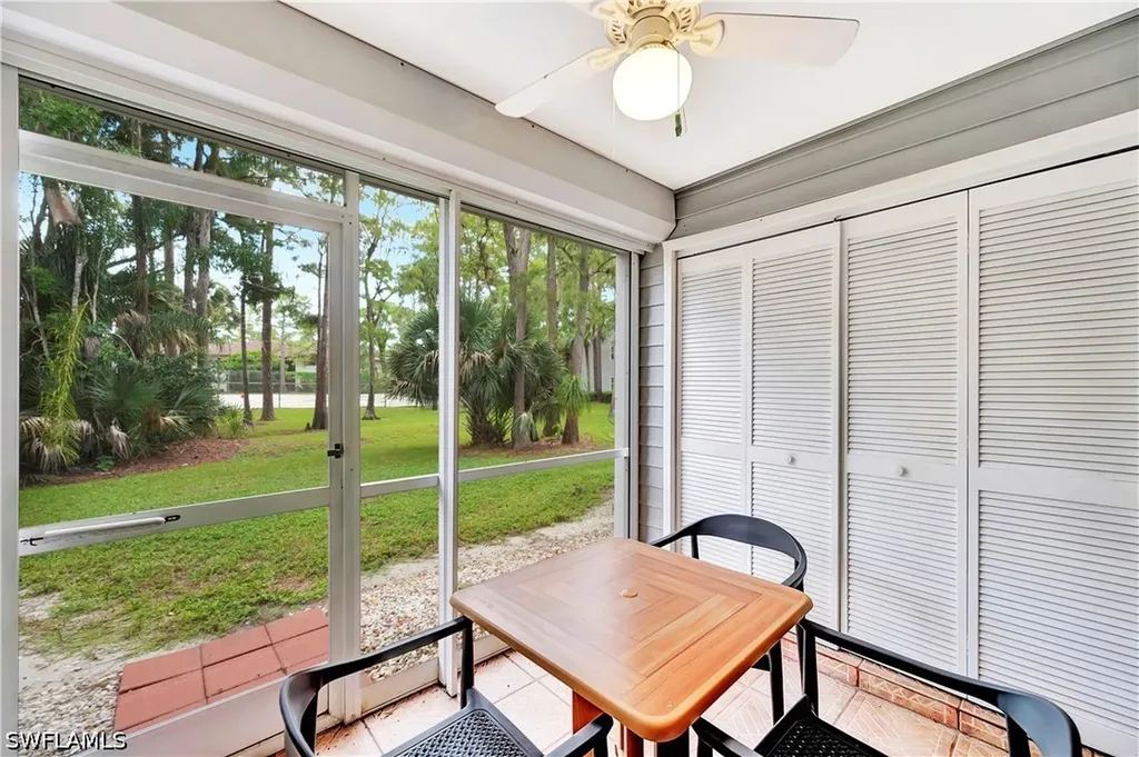 1925 Courtyard Way Naples FL 34112