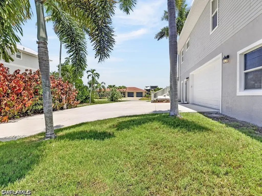 24221 W Captain Kidd Boulevard Punta Gorda FL 33955