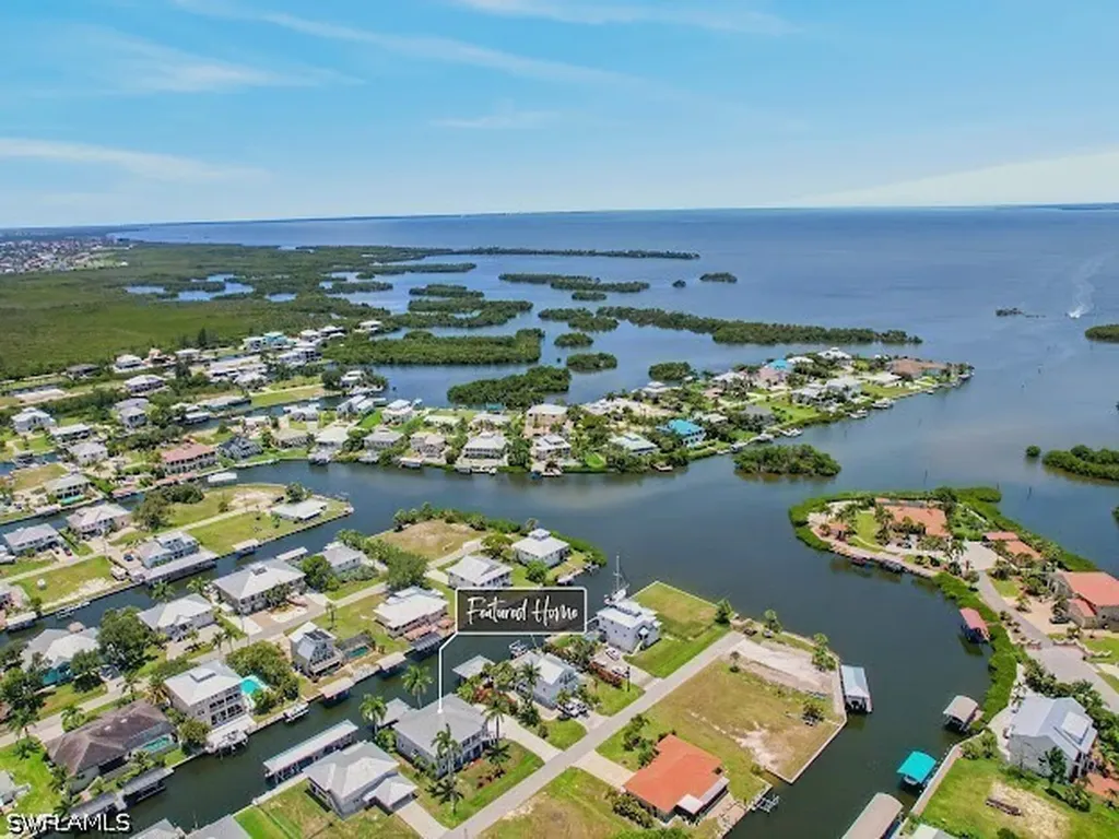 24221 W Captain Kidd Boulevard Punta Gorda FL 33955