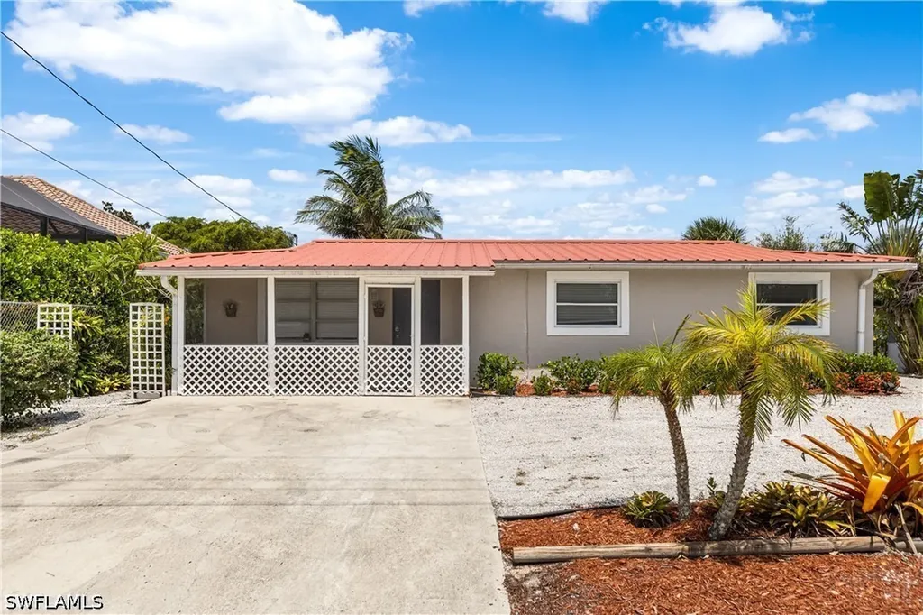 2191 Thomasson Drive Naples FL 34112