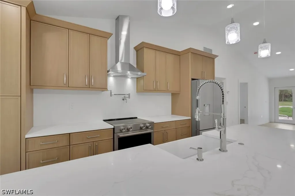 620 22nd Avenue NW Naples FL 34120