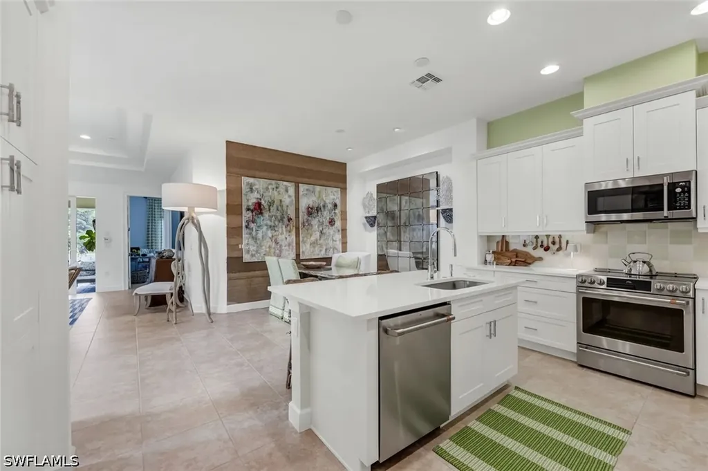5878 Haiti Drive Naples FL 34113