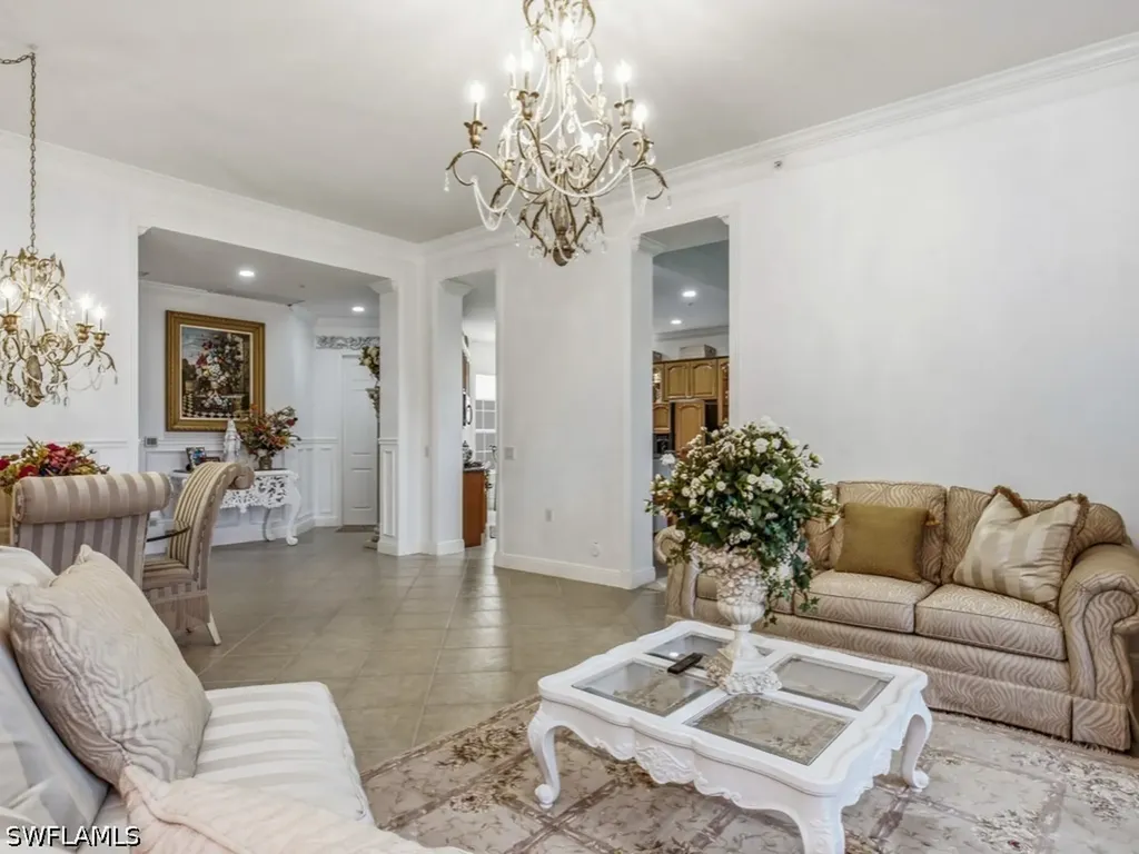 9255 Museo Circle Naples FL 34114