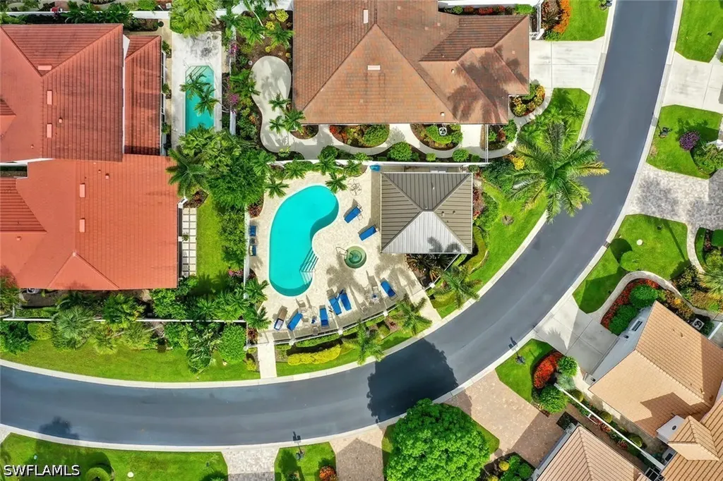 2124 Paget Circle Naples FL 34112