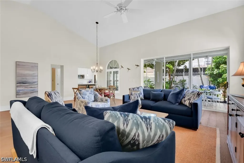 2124 Paget Circle Naples FL 34112