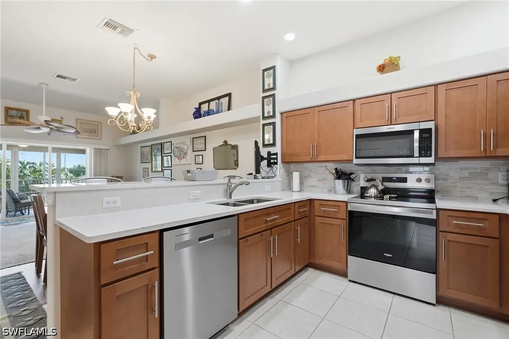 917 SW 47th Terrace Cape Coral FL 33914