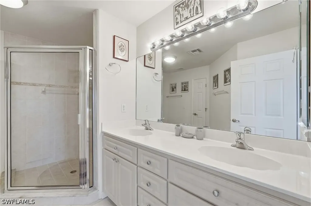 917 SW 47th Terrace Cape Coral FL 33914