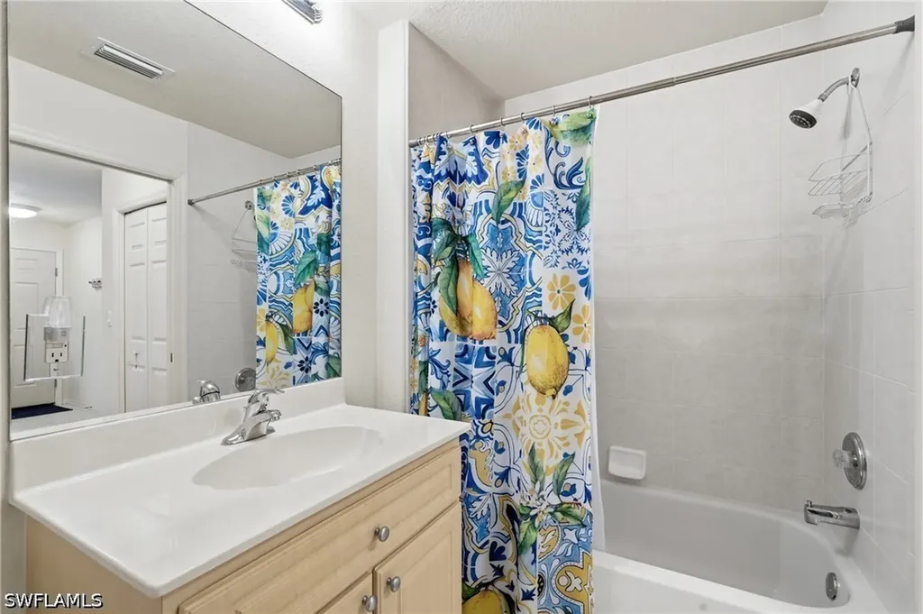 917 SW 47th Terrace Cape Coral FL 33914