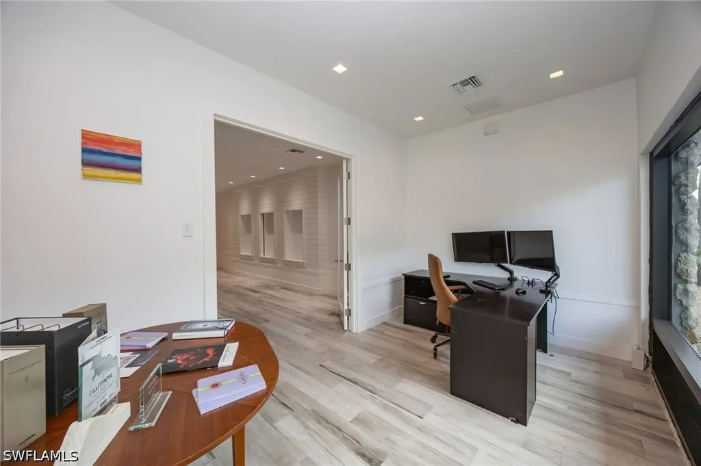 1025 5th Avenue N Naples FL 34102