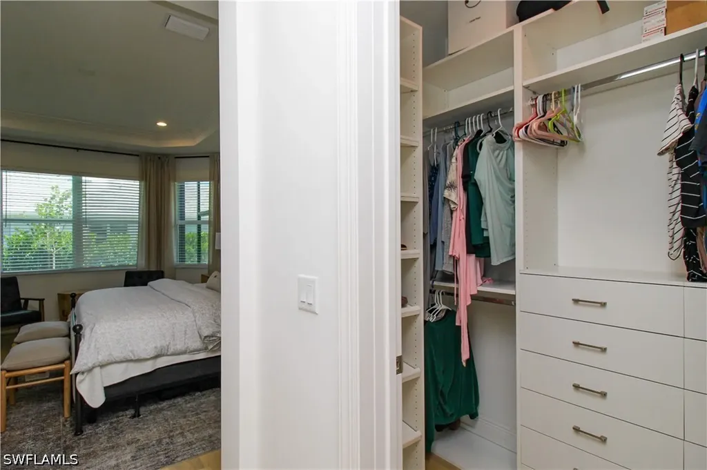 9241 Cayman Drive Naples FL 34114