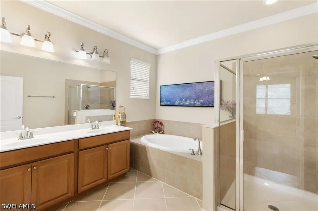 3934 Sapphire Way Naples FL 34114